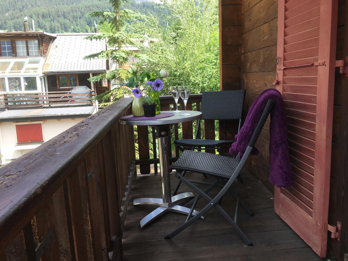 Apartments Chalet Tatyana Leukerbad Luaran gambar