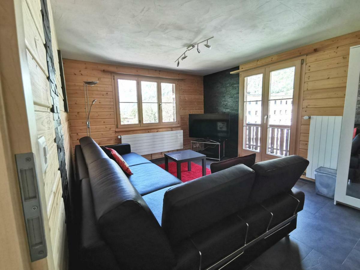 Apartments Chalet Tatyana Leukerbad Luaran gambar